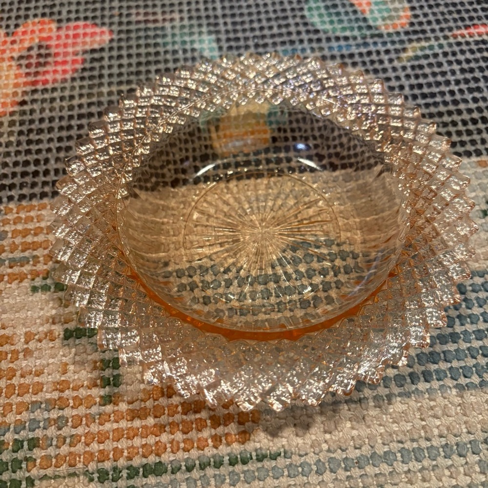 Vintage * Anchor Hocking Miss America Pattern Elegant Pink Glass Small Bowl EUC - Picture 2 of 6